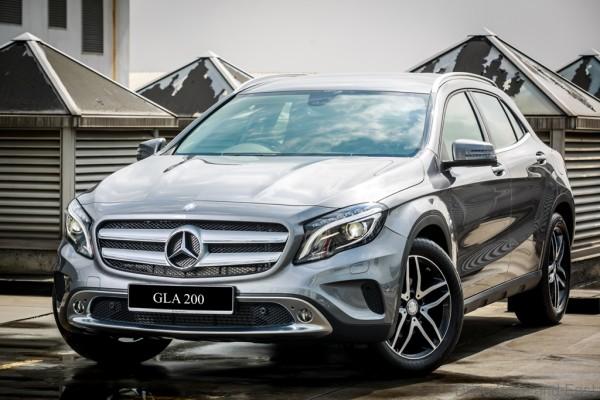 Mercedes-Benz GLA 200 (1)