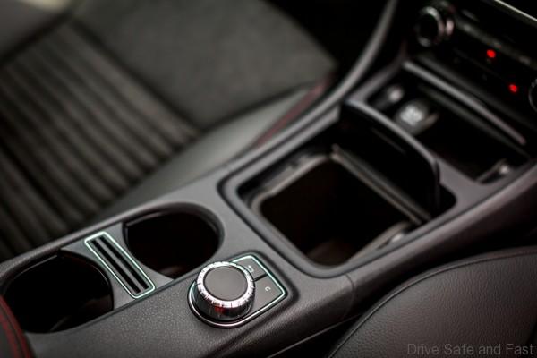 Mercedes-Benz GLA 250 4MATIC (17)