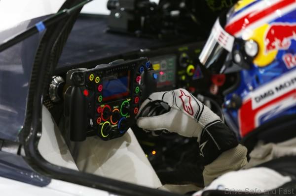 Porsche 919 Hybrid Steering Wheel1