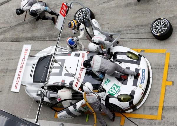 Porsche 911 RSR, Porsche Team Manthey: Frederic Makowiecki, Patrick Pilet