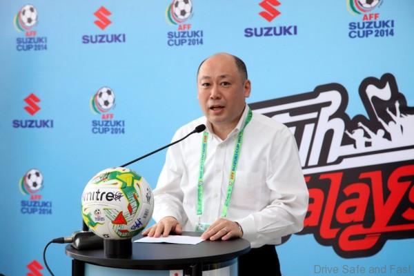 02 Keiichi Suzuki delivered his speech before convoy