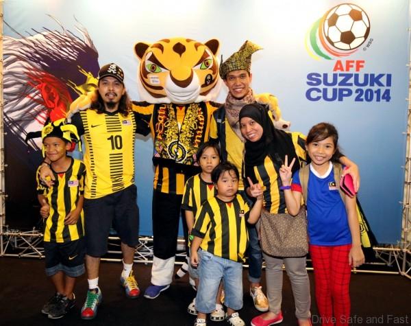 18 Participants at Suzuki booth