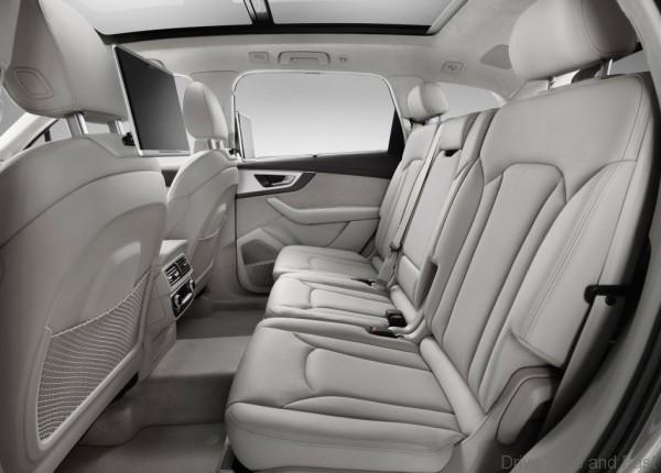 Audi-Q7_2016_7
