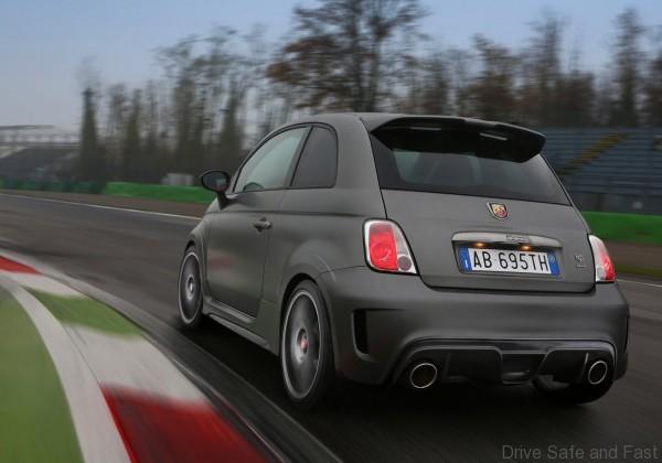 Fiat-695_Abarth_Biposto_02