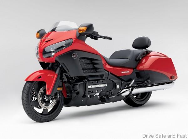Honda-Gold-Wing-1