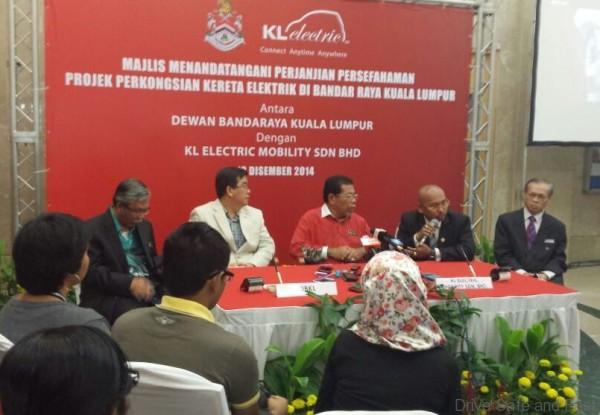 Mass IMG-20141218-WA0015