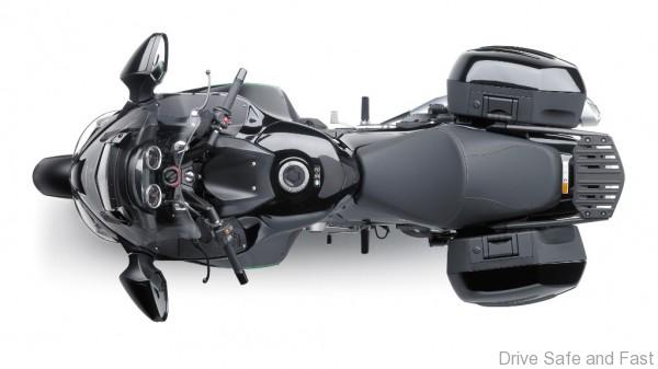 kawasaki-1400gtr-transcontinental_9