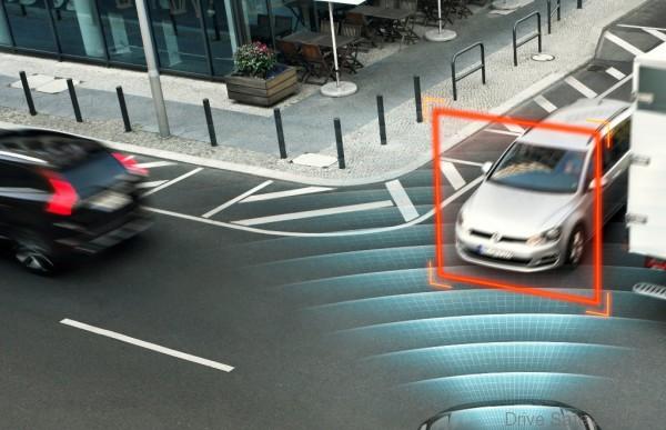City Safety avec freinage automatique aux intersections