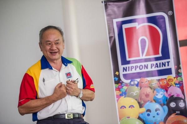 Mr. Ong Eng Keong, Assistant General Manager-Group Technical Sales Dept. Industrial Use explaining the process, systems and technology in automotive coating