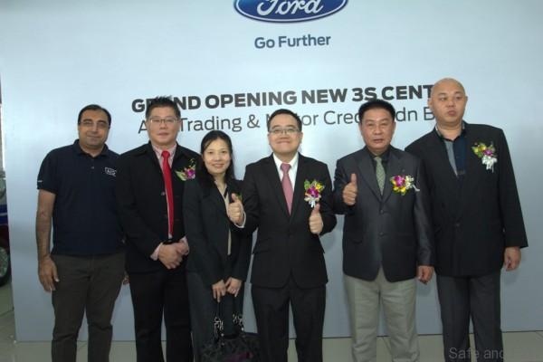 Photo 1 - Group Photo