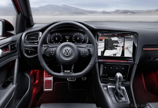 volkswagen_golf_r_touch_5