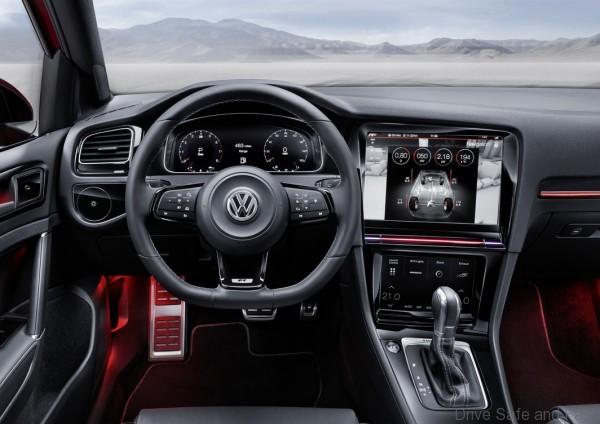 volkswagen_golf_r_touch_7
