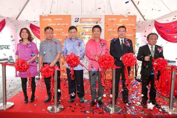 BridgestoneRacing Z Tyre (2)