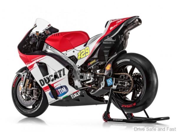 Ducati Desmosedici GP15_3