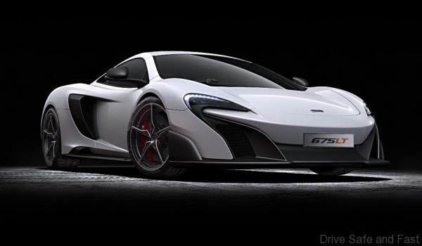 McLaren 675LT_studio_02
