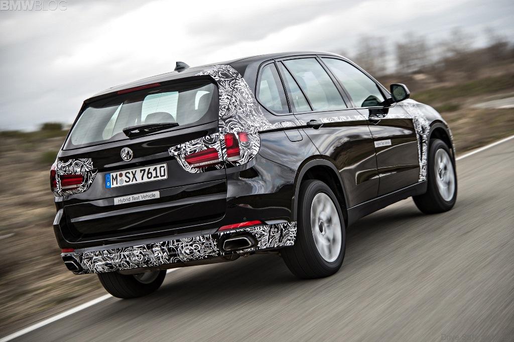 BMW X5 eDrive Hybrid Aims to Dominate Drive Safe and Fast