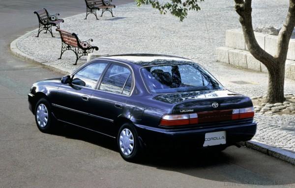 toyota_corolla_1991_wallpapers_2