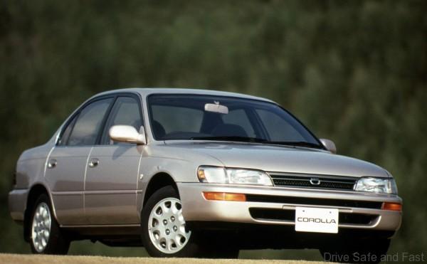 toyota_corolla_1991_wallpapers_3