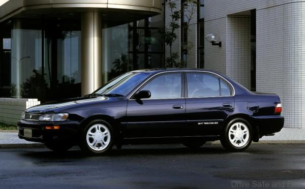 toyota_corolla_1991_wallpapers_5