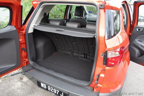 Ford-Ecosport-Titanium12