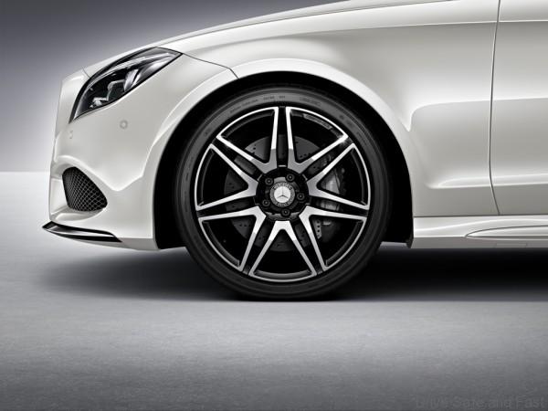Mercedes-Benz CLS Class (10)