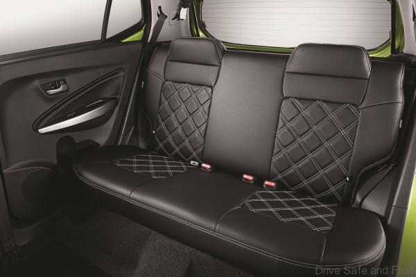 STD_Rear Seat Cover_Diamond Design