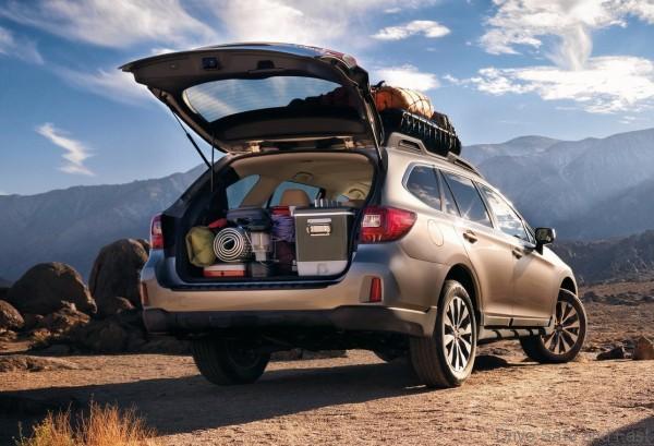 Subaru-Outback_2015_3