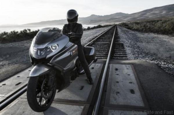 BMW-MOTORRAD-Concept-101-4