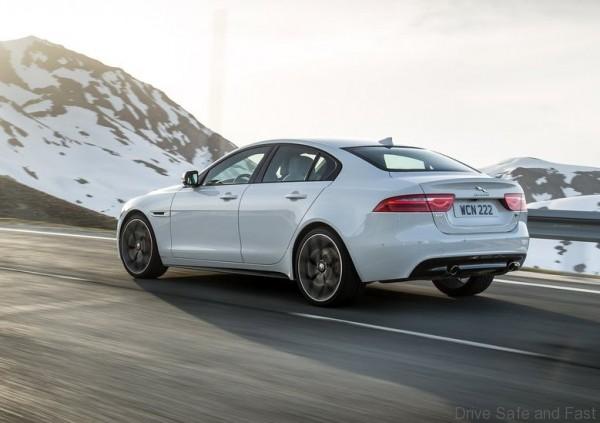 Jaguar-XE_S_2
