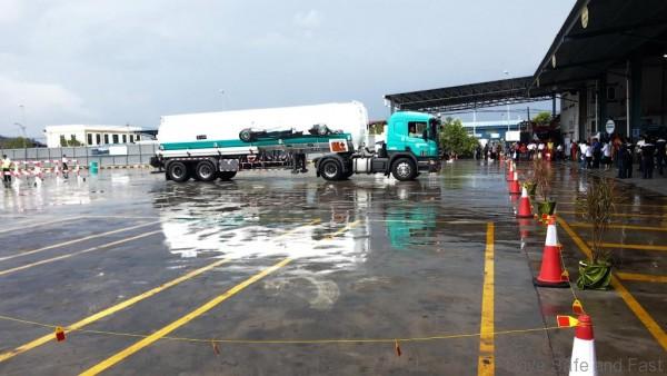 MICHELIN @ PETRONAS FM Drive 2015_3