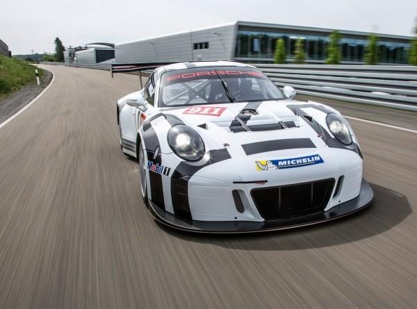 Porsche-911_GT3_R_2016_02