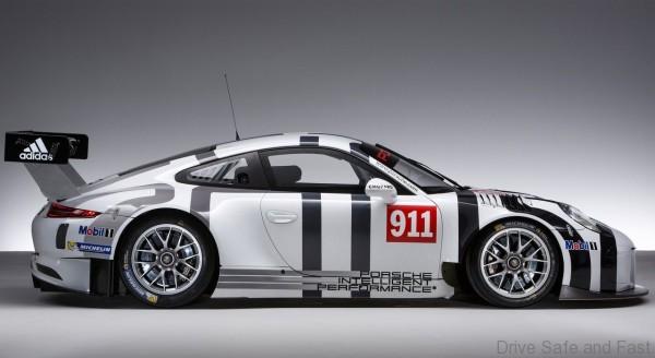 Porsche-911_GT3_R_2016_05