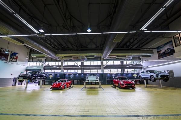 Porsche SB_Workshop Area (2)