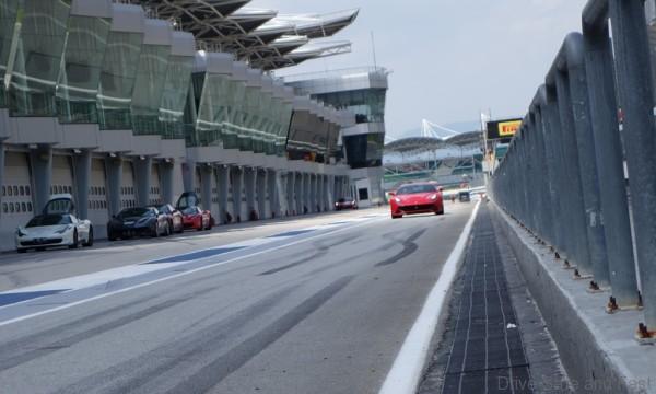 Ferrari-Grand-Tour-South-East-Asia-2015-Sepang-24