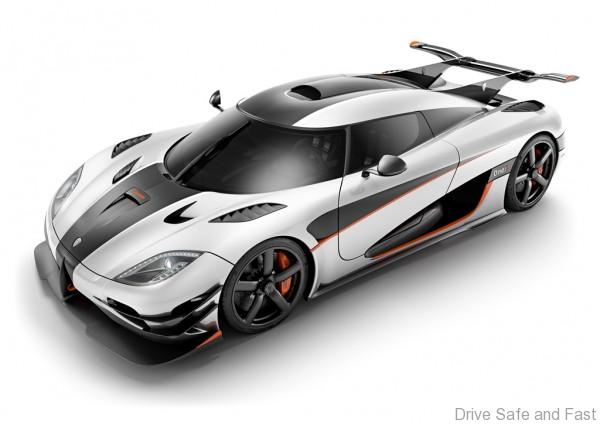 Koenigsegg_One1_Front_02