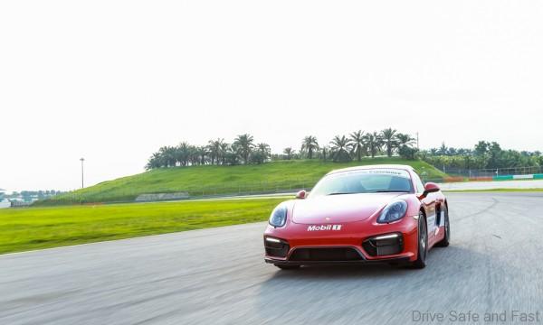 Porsche-Driving-Experience-10