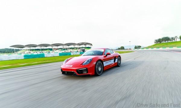 Porsche-Driving-Experience-12