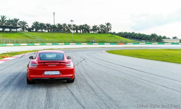 Porsche-Driving-Experience-13