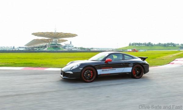 Porsche-Driving-Experience-17