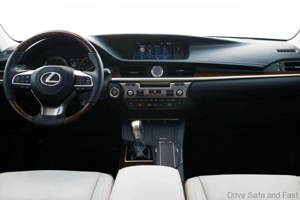Lexus-Ex350-ES300h-10