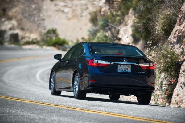 Lexus-Ex350-ES300h-3