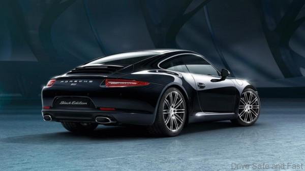 Porsche-911-Black-Edition-5