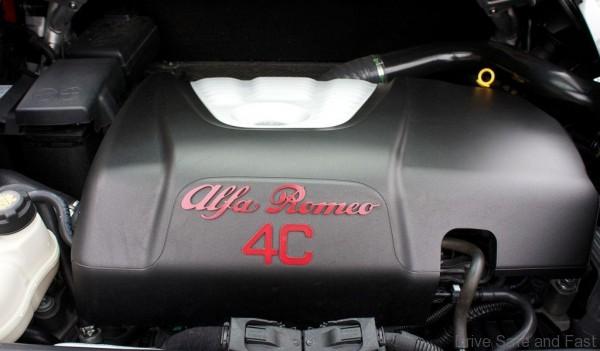 alfa-romeo-4c-engine