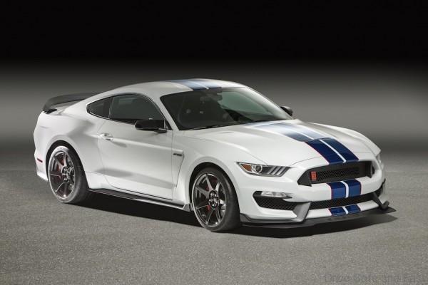 ford-gt350R-2