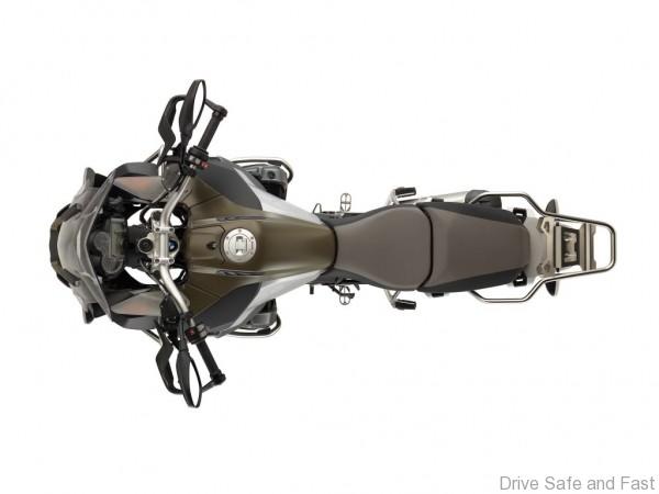 bmw-mcy11_moty