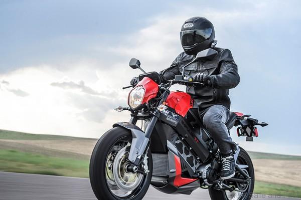 victory-motorycles-empulse-tt-electric4