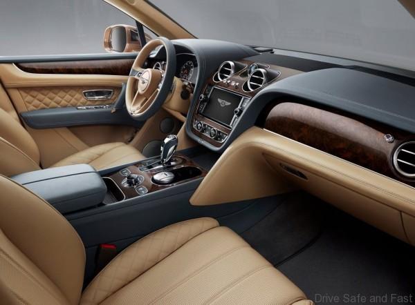 Bentley-Bentayga_2016_09