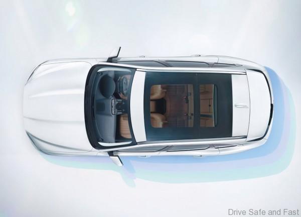 Jaguar-F-Pace_2017_1024x768_wallpaper_2a