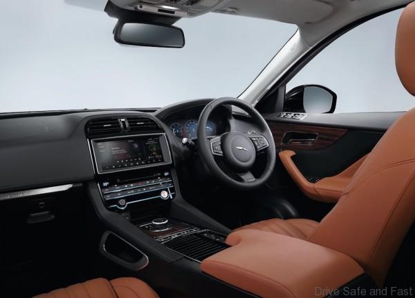 Jaguar-F-Pace_2017_1024x768_wallpaper_2d