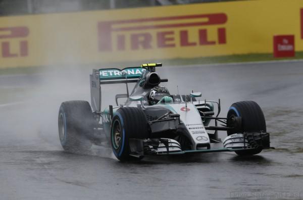 Mercedes AMG Petronas F1 Suzuka 2015 (1)